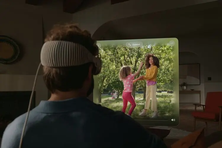 Vision Pro can transform your photos and videos into spatial memories